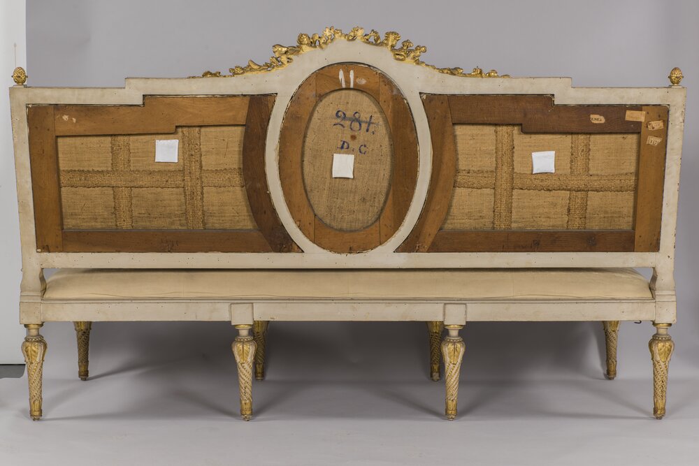 Palazzina di Caccia di Stupinigi, Divani invv. 1120, 1121 verso - prima del restauro