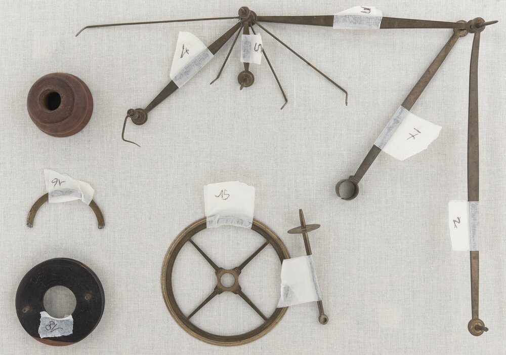 Torino, Museo Civico d’Arte Antica – Palazzo Madama, P. Piffetti, Planetario, inv. 1269/L - prima del restauro