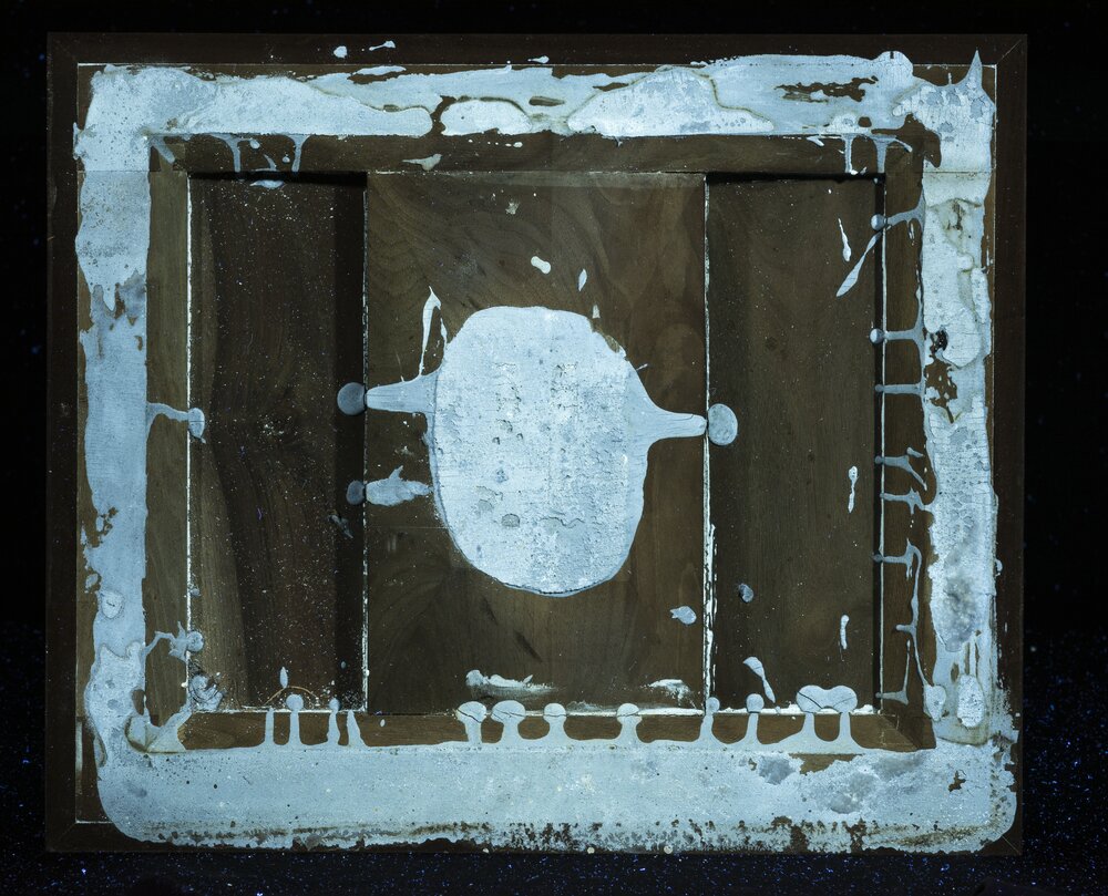 Agliè, Castello ducale, G. Capello (Moncalvo), Tavolino con piano di appoggio in opus sectile, inv. 302 - analisi UV