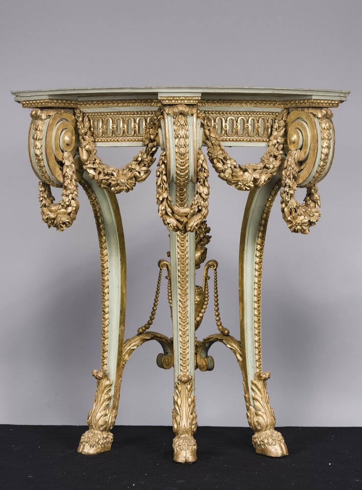 Torino, Palazzo Reale, F. Bolgiè, Angoliera con strumenti musicali, inv. 10264 - prima del restauro