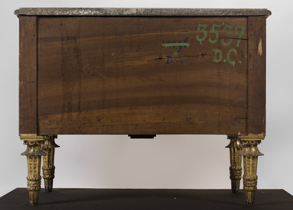 Turin, Palazzo Reale, B. Ferrero, Cassettone, inv. DC 10096, verso - before restoration