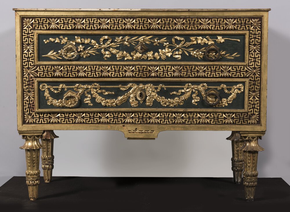 Turin, Palazzo Reale, B. Ferrero, Cassettone, inv. DC 10096 - during restoration