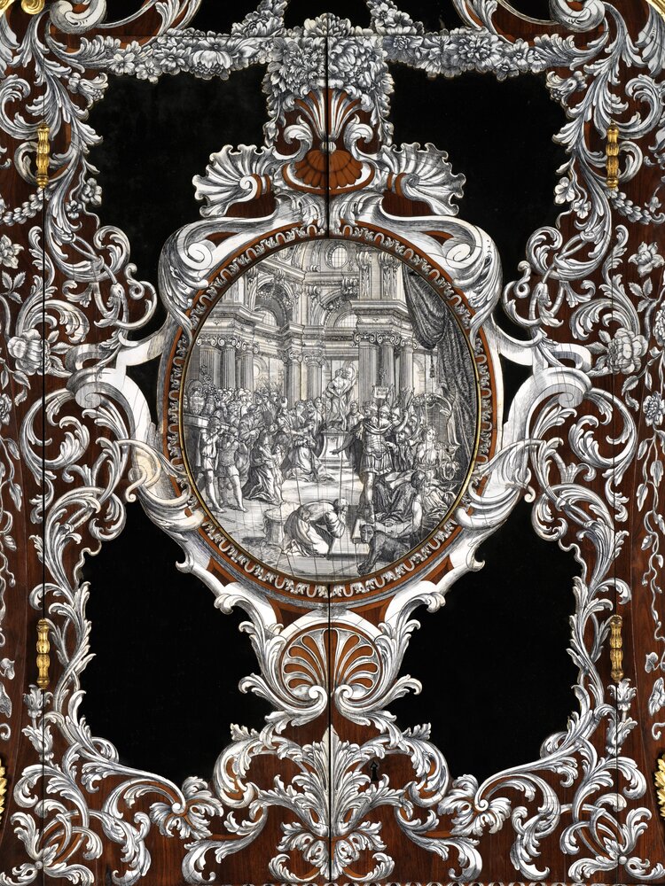 Turin, Museum of Decorative Arts Accorsi-Ometto, P. Piffetti, Folding chest of drawers with two doors (double body), inv. M39 - after restoration