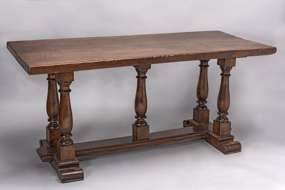 Saluzzo, Castello della Manta (FAI), Tavolo tipo fratino - dopo il restauro