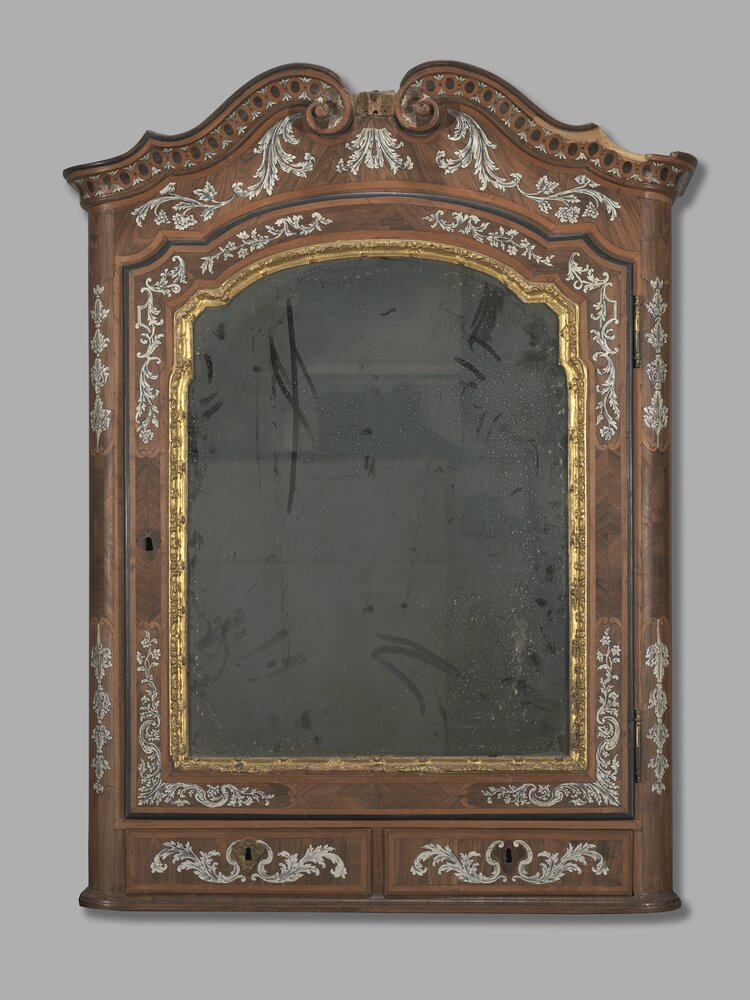 Nichelino, Stupinigi Hunting Lodge, L. Prinotto (attr.) Double-body Deer Chest, inv. 2346 - before restoration