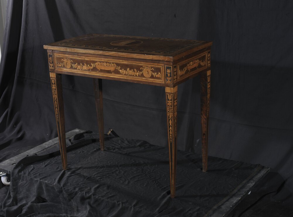 Nichelino, Stupinigi Hunting Lodge, Coffee table, inv. 6886 - after restoration