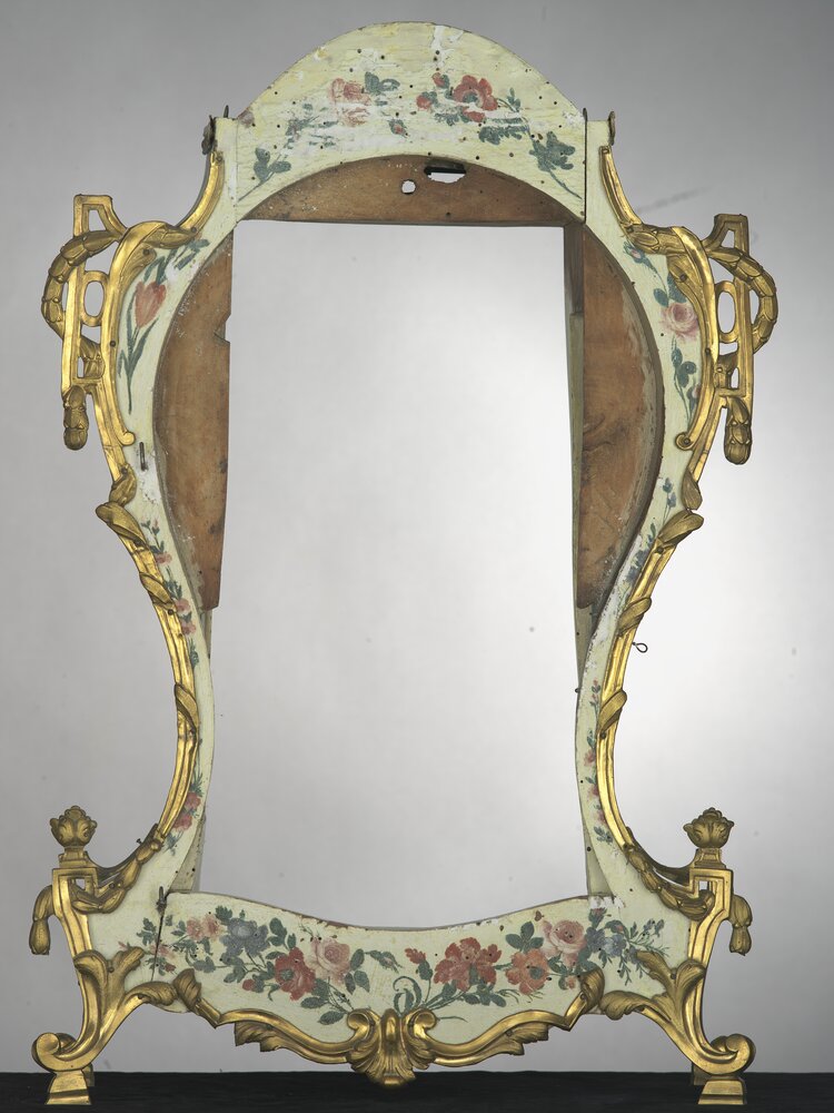 Nichelino, Stupinigi Hunting Lodge, J. Robert (attr.), Clock, inv. 311 - during restoration, grouting