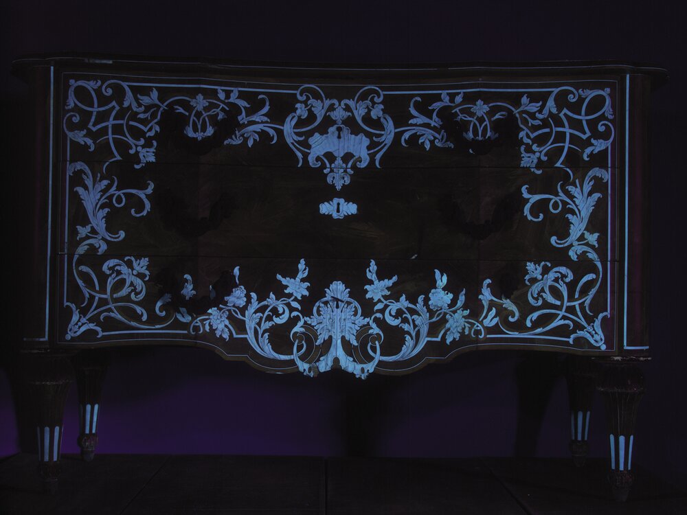 Palazzina di Caccia di Stupinigi, P. Piffetti, Chest of drawers inv. 2348 - UV analysis