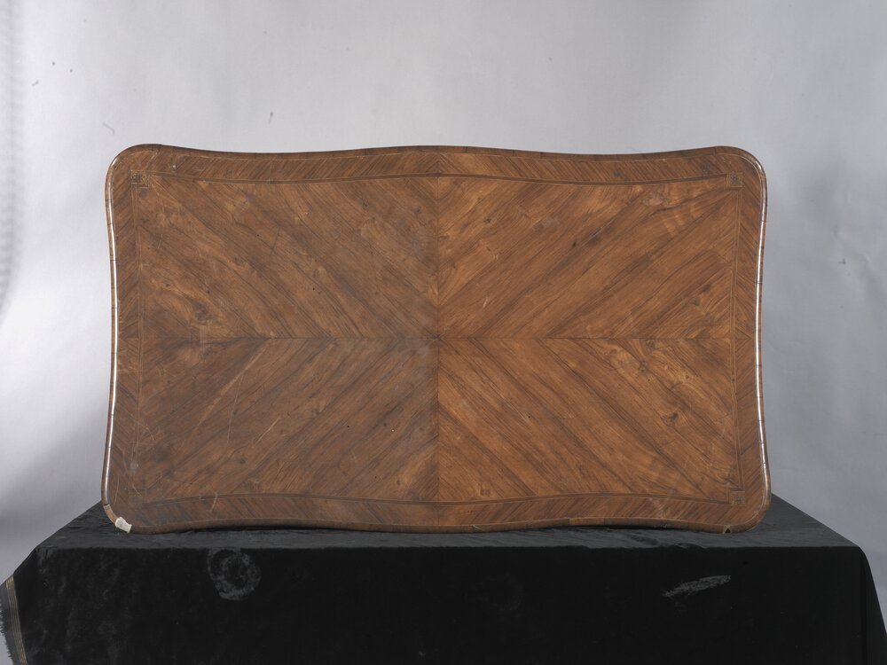 Nichelino, Stupinigi Hunting Lodge, Coffee table, inv. 726 - during restoration, cleaning