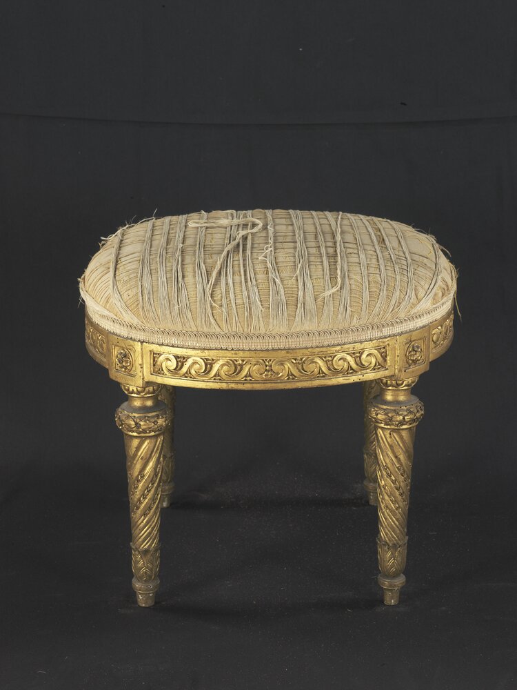 Hunting house of Stupinigi, Bonzanigo, Stool inv. 627 - before restoration