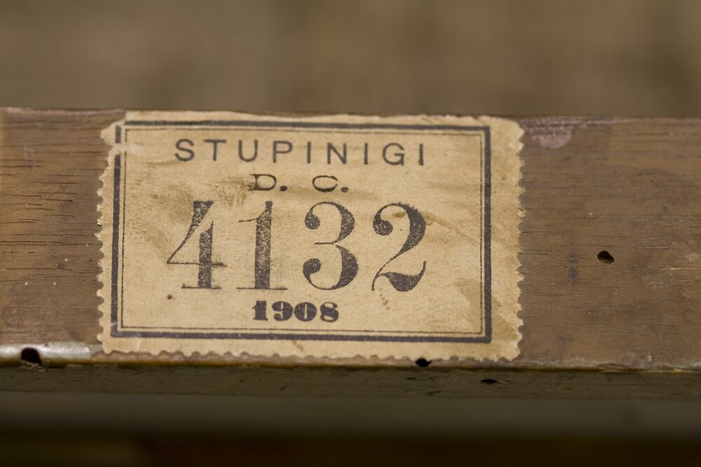 Stupinigi Hunting House, Stool inv. 4132 - No. of inventory during restoration
