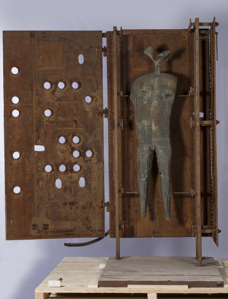 Saint-Vincent (AO), Comune, L. Minguzzi, Uomini - prima del restauro