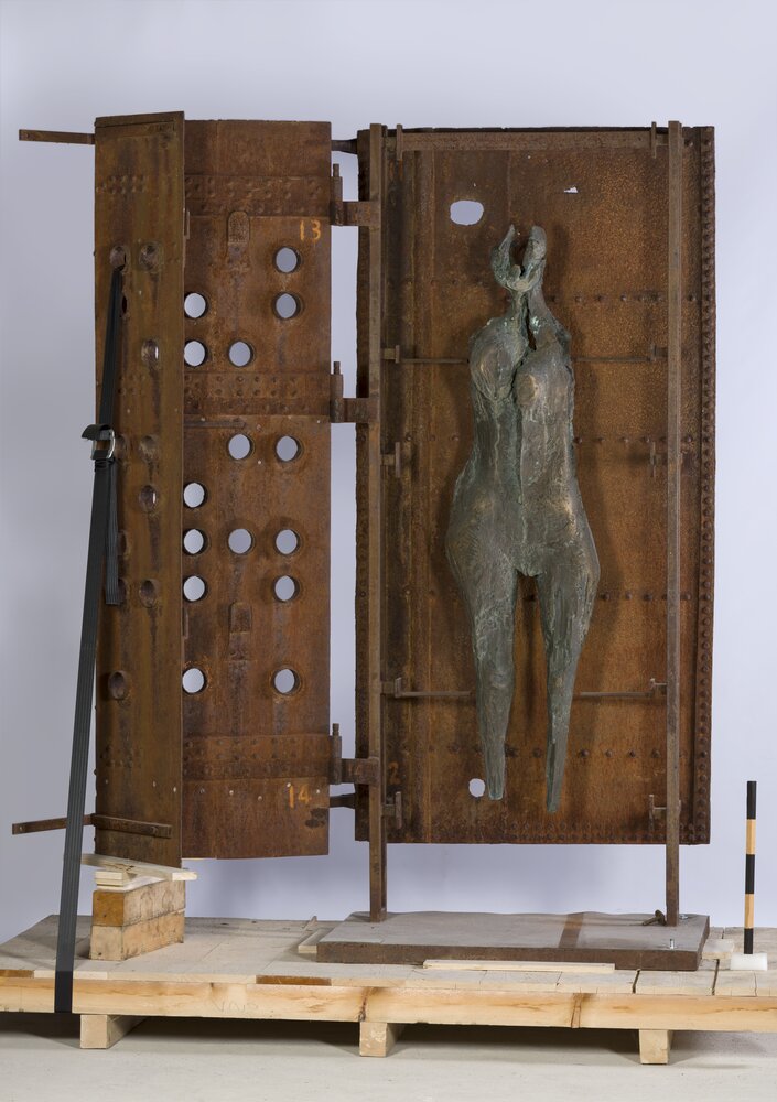 Saint-Vincent (AO), Comune, L. Minguzzi, Uomini - prima del restauro