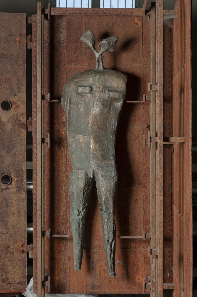 Saint-Vincent (AO), Comune, L. Minguzzi, Uomini - durante il restauro