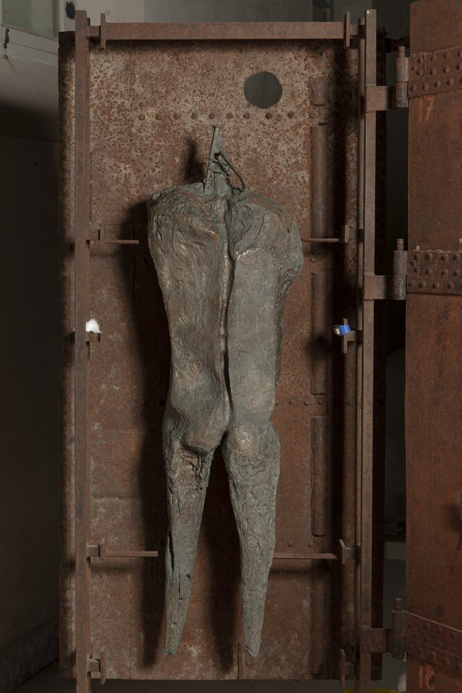 Saint-Vincent (AO), Comune, L. Minguzzi, Uomini - durante il restauro