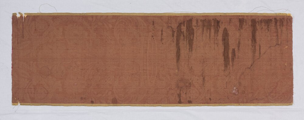 Varese, Villa Panza, Tovaglia in velluto cesellato e operato, verso - prima del restauro