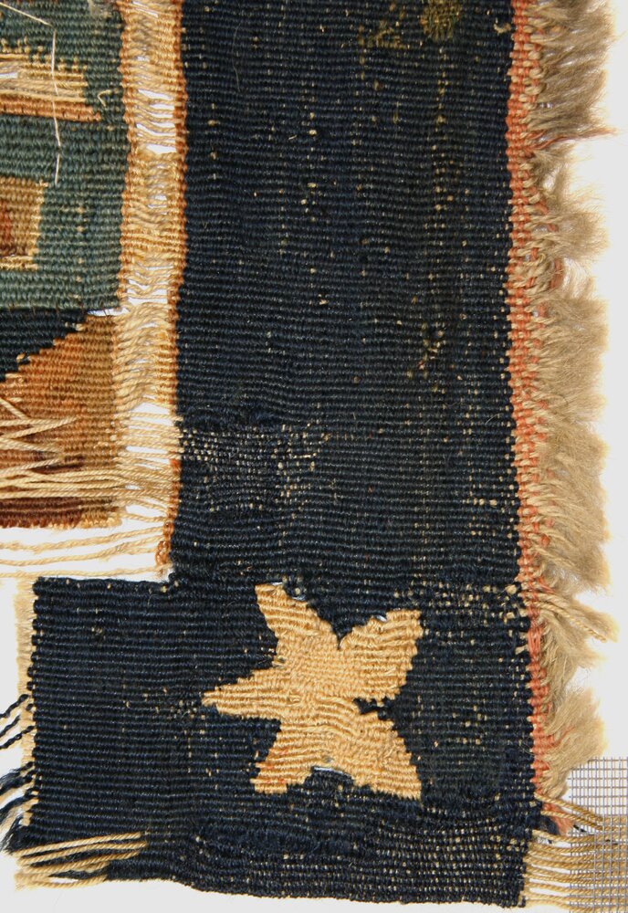 Milano, Villa Necchi Campiglio (FAI), Episodio Bellico (arazzo) - durante il restauro