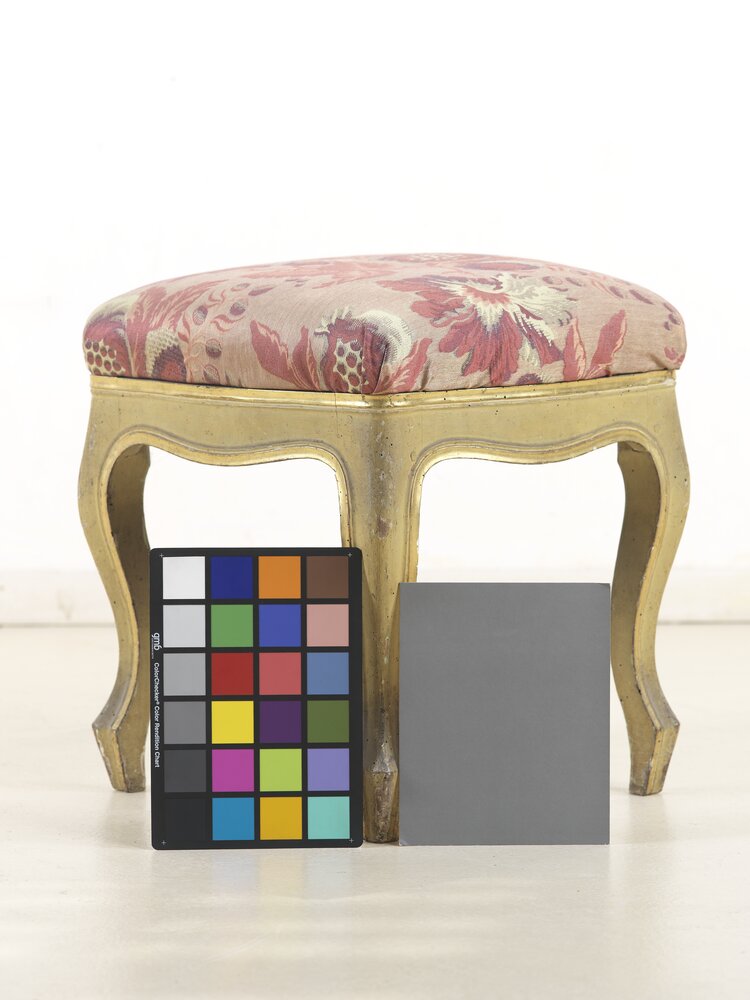 04mc06-AL-2009_Nichelino, Stupinigi Hunting Lodge, Stool, inv. 760 