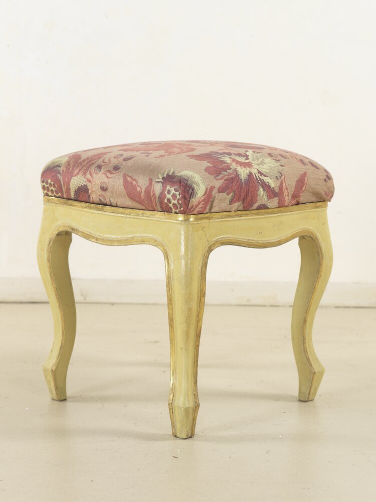 Stupinigi Hunting House, Stool inv. 760 A.D. - after restoration