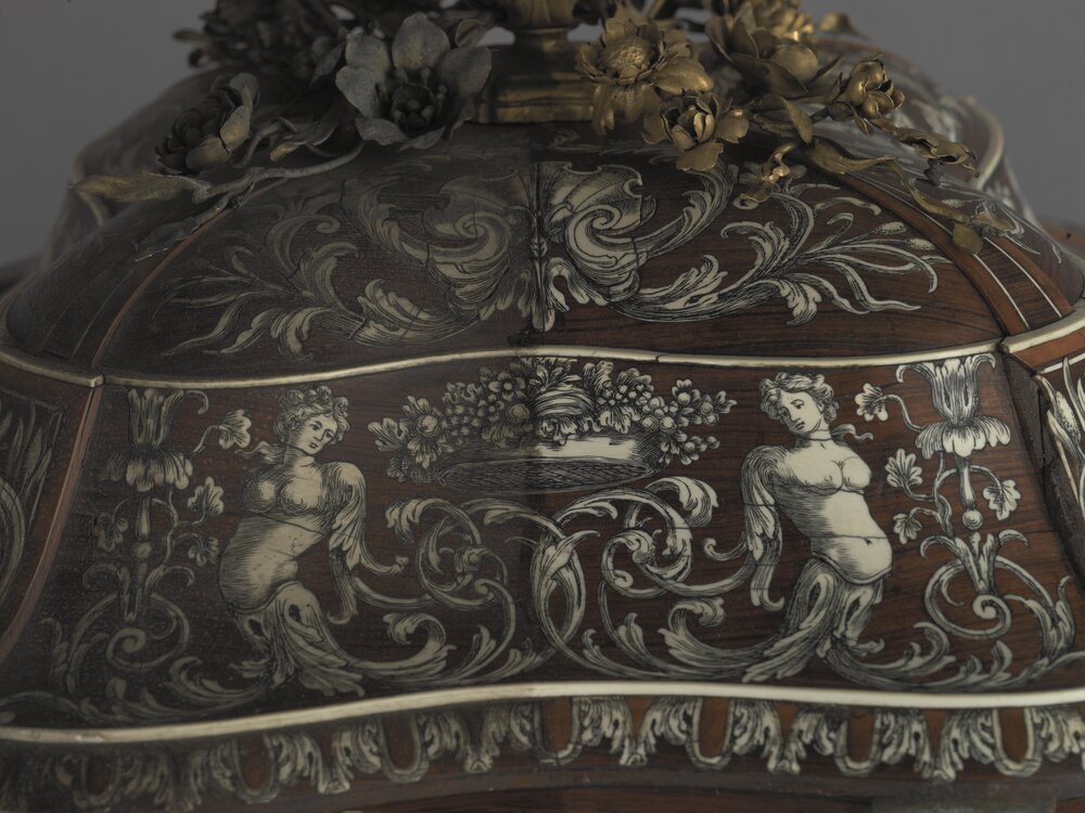 Turin, Royal Palace, P. Piffetti, Box, inv. 7099 - during the restoration