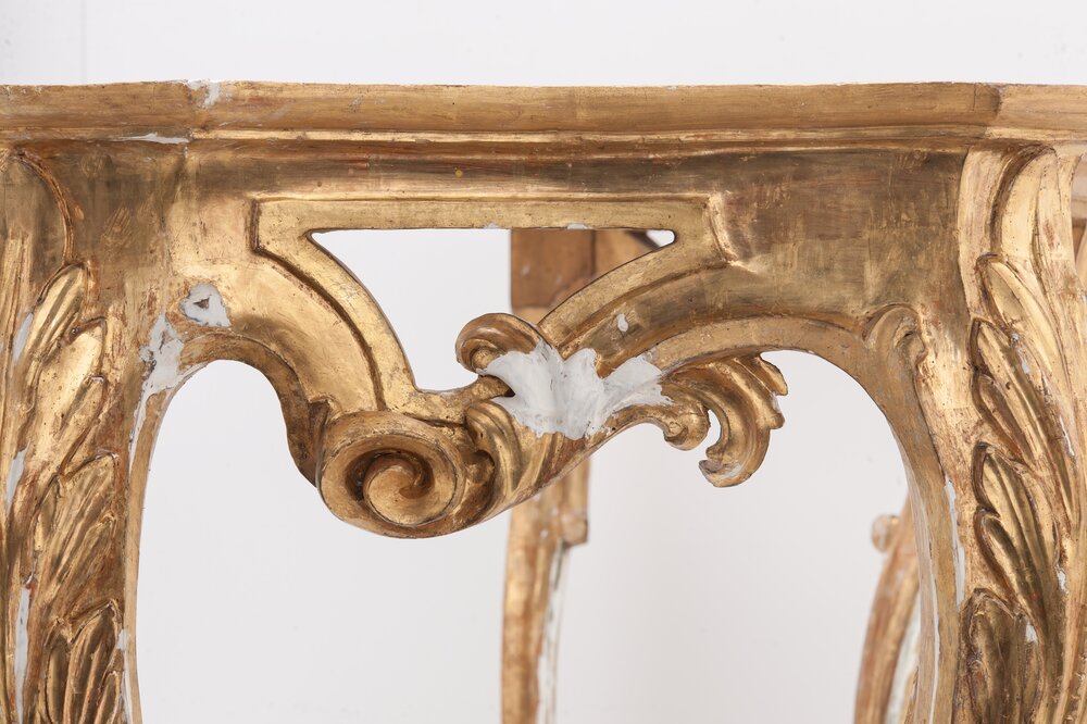 Stupinigi Hunting House, Wall Table inv. 1087 - during the restoration