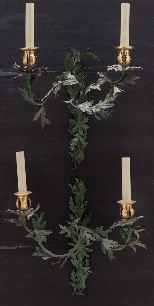 17mc72-73-CM-2013_Nichelino, Palazzina di Caccia di Stupinigi, 2 Applique, inv. 391, 392 