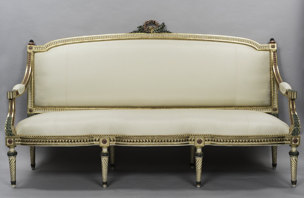 Hunting lodge by Stupinigi, Bonzanigo sofa inv. 272 - after restoration