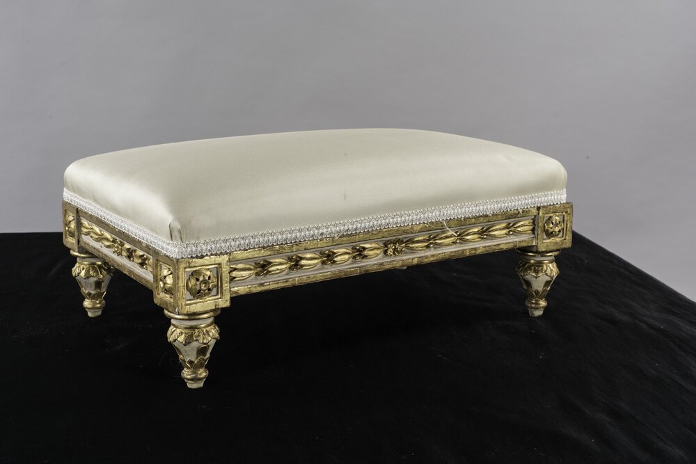 Hunting lodge of Stupinigi, Footrest Bonzanigo-Bolgiè Inv. 675 - after restoration