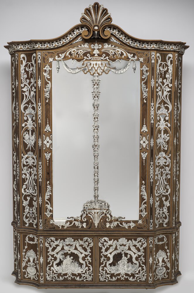 17mc50-AL-2013_Nichelino, Palazzina di Caccia di Stupinigi, P. Piffetti, Medagliere, inv. 2468