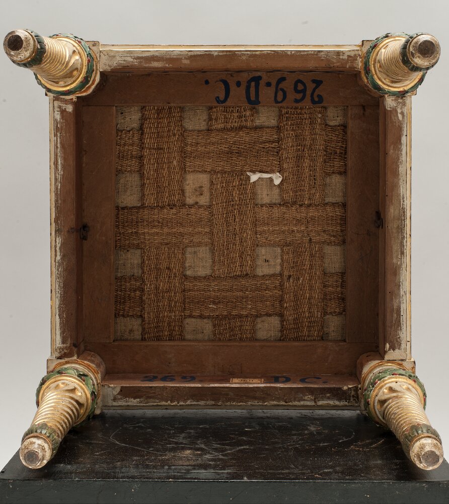 Restoration of stools Bonzanigo Invv. 269, Hunting lodge of Stupinigi - before restoration