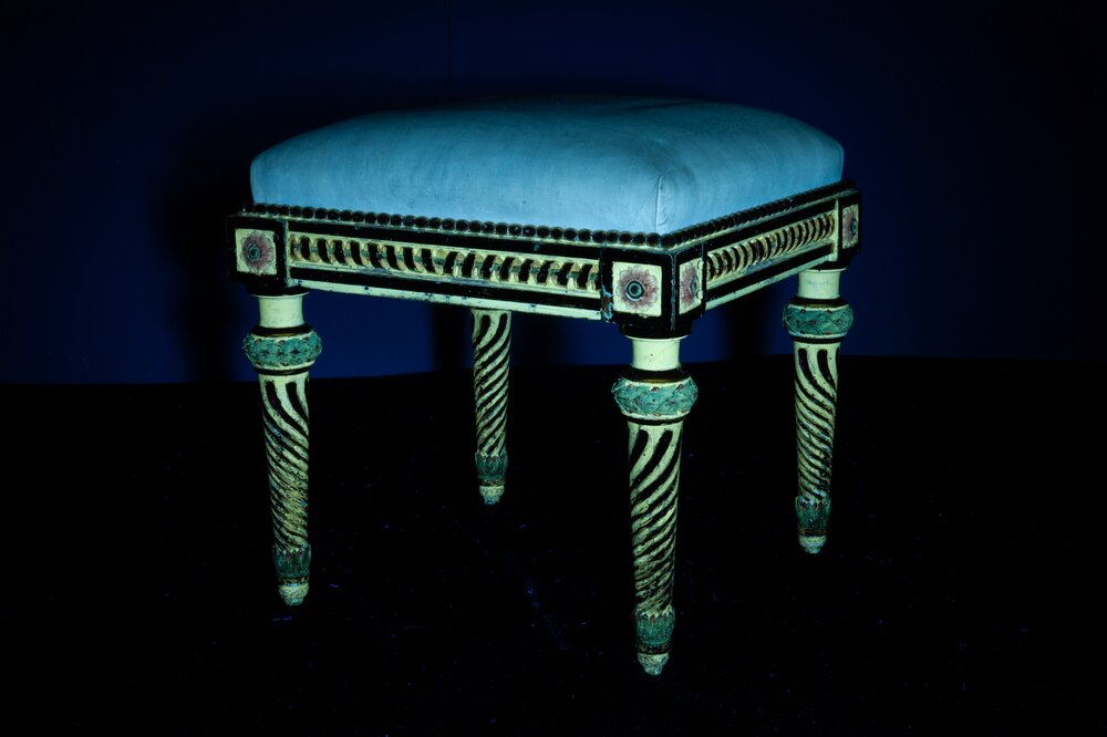 Restoration of stools Bonzanigo Invv. 260, 262, 263, 264, 265, 266, 267, 269, 270, 271, Stupinigi Hunting Lodge - UV analysis