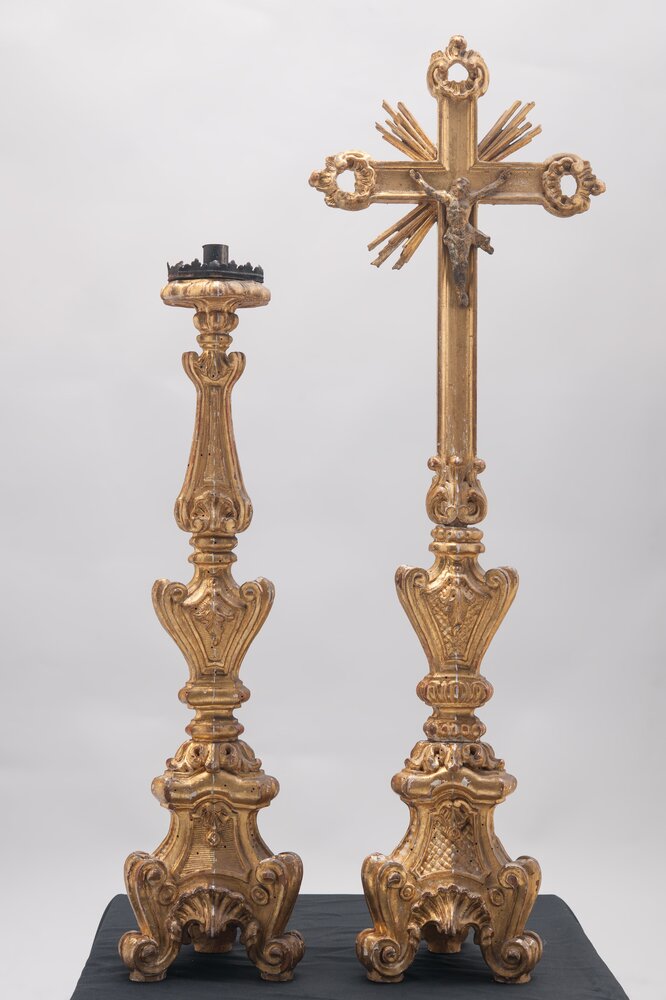 Hunting lodge of Stupinigi, Candlesticks and cross inv. 1101, 1102, 1103, 1104, 1005, 1106, 1107 - during restoration