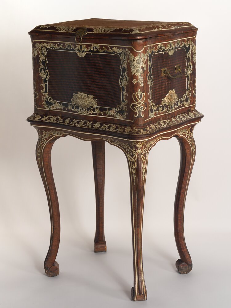20-AL-2013_Torino, Museo di Arti decorative Accorsi-Ometto, P. Piffetti, Cofano forte