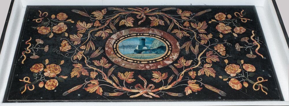 13-AL-2013_Venaria, Reggia, Console con mensa a intarsi (proprietà della Palazzina di Caccia di Stupinigi)