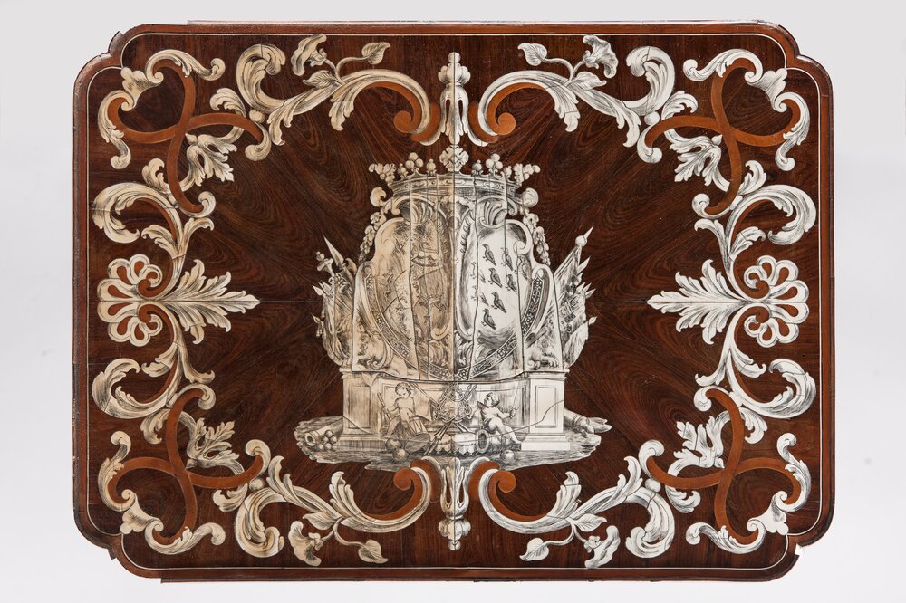 Santena, Castello Cavour, P. Piffetti, Coffee table, inv. I/50 - during restoration