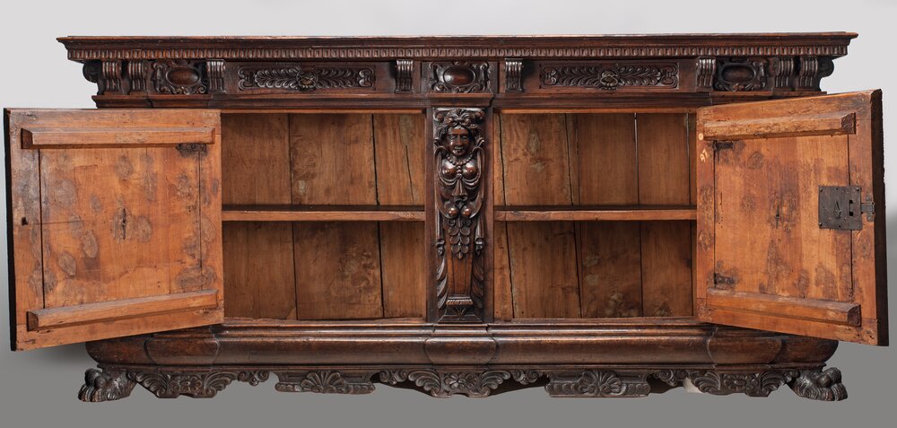 Turin, Galleria Sabauda, Credenza, inv. 87 - before restoration