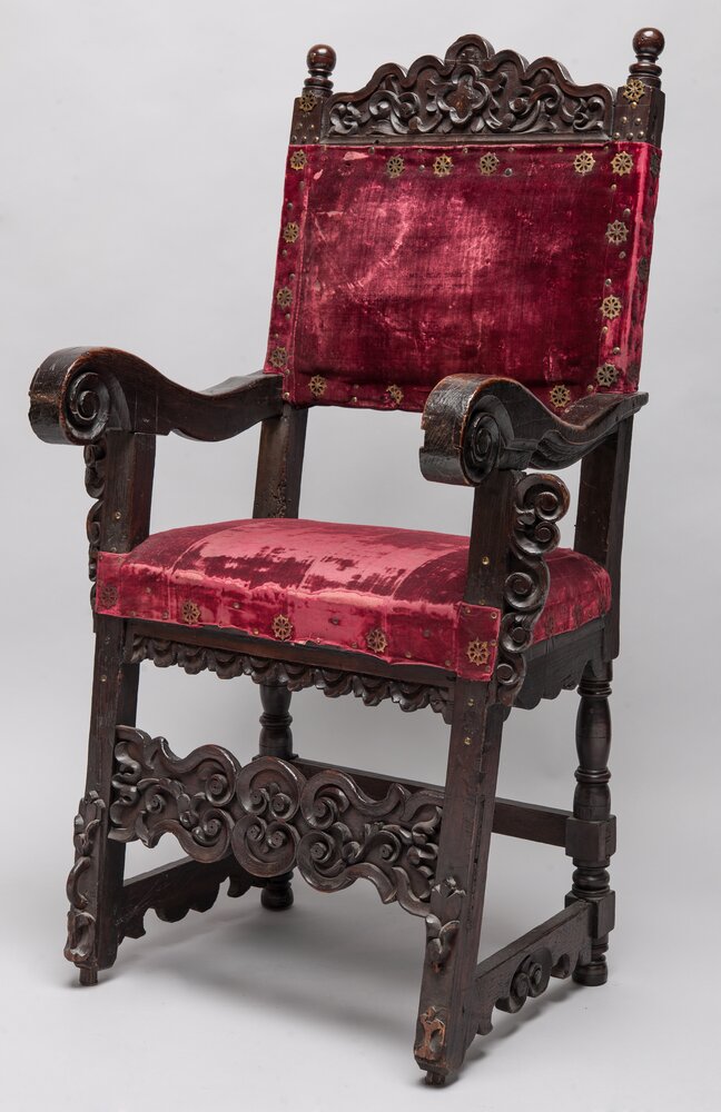 Turin, Galleria Sabauda, Armchairs, inv. 81, 82, 83 - before restoration