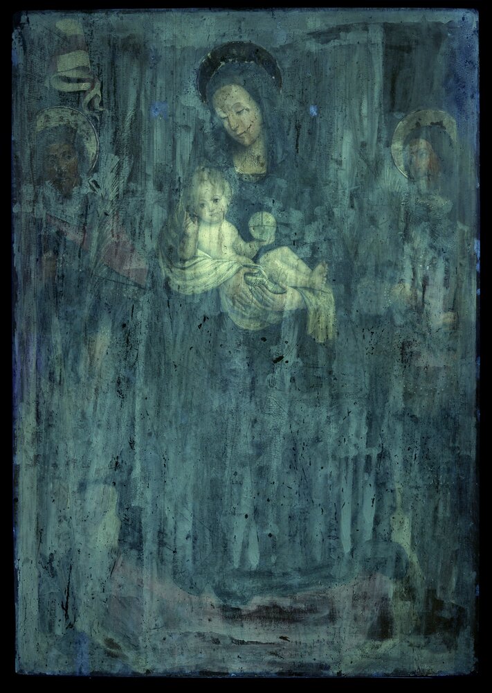 Turin, Museo Civico d'Arte Antica - Palazzo Madama, D. Ferrari, Madonna enthroned with the Child between two holy martyrs, inv. 439-D - UV analysis