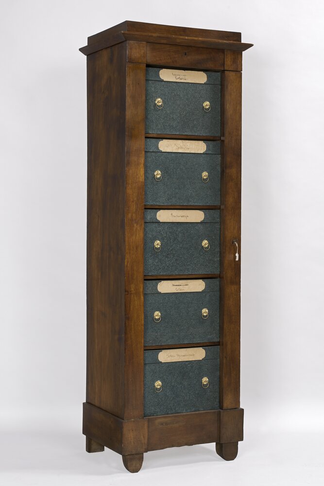 Santena, Castello Cavour, Mobile da archivio, inv. II/262 - dopo il restauro