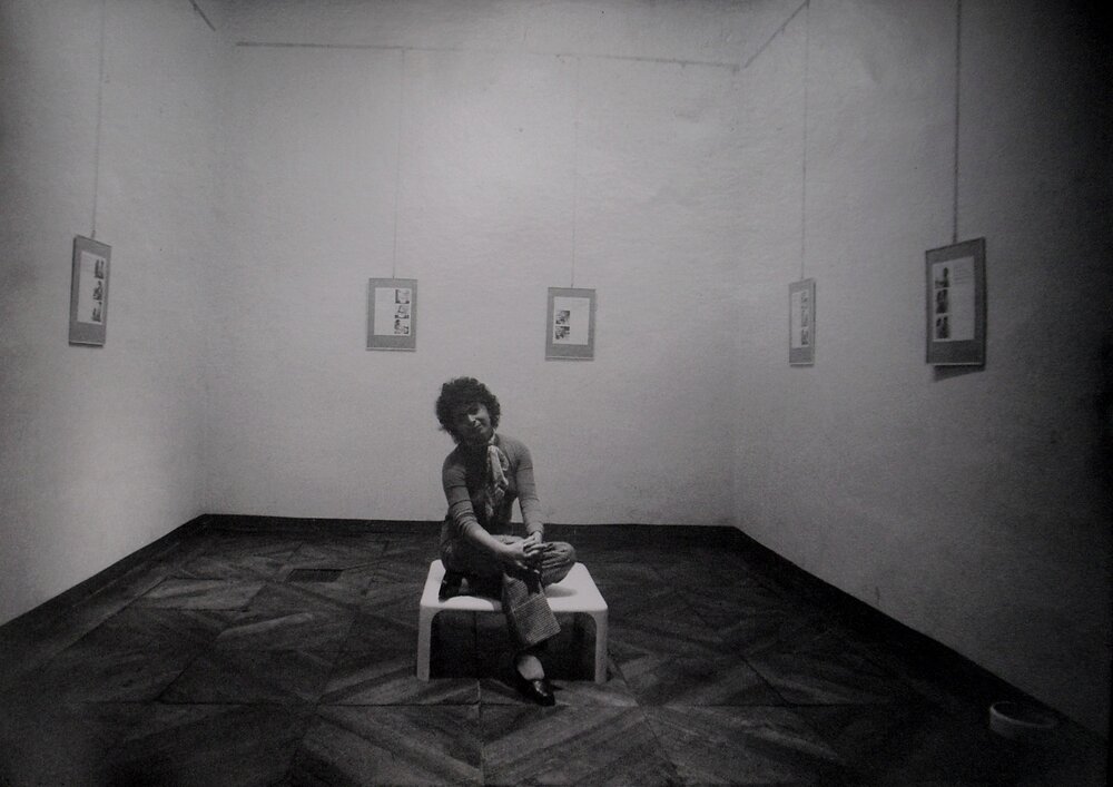 1974, 15 ottobre – 20 novembre
ALLAN KAPROW / “Affect”
Happening realizzato da otto persone in otto appartamenti di Torino, Autore compreso.
Immagine tratta dall'archivio privato di Liliana Dematteis.