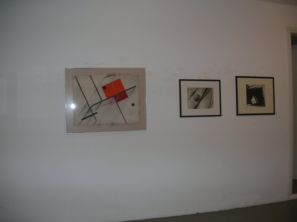 2008, 26 February – 30 MayLUIGI VERONESI / ‘On the centenary of the birth’On display thirty works selected from paintings, mixed techniques, drawings, photographs and objects. detail of the exhibition context.Image from the private archive of Liliana Dematteis