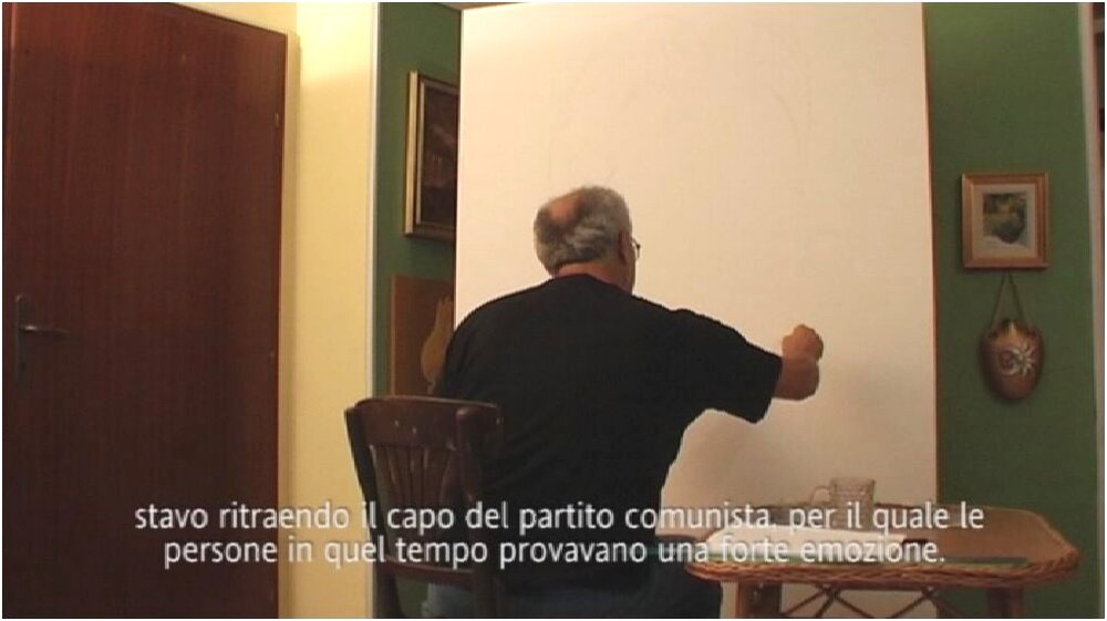 2010, 27 maggio – 30 giugno
ALESSANDRO QUARANTA , DRIANT ZENELI
Traccia 01 a cura di Francesca Comisso
Una doppia project room dedicata a due installazioni video di  Alessandro Quaranta e Driant Zeneli.
Opera di Driant Zeneli
Immagine tratta dall'archivio privato di Liliana Dematteis.