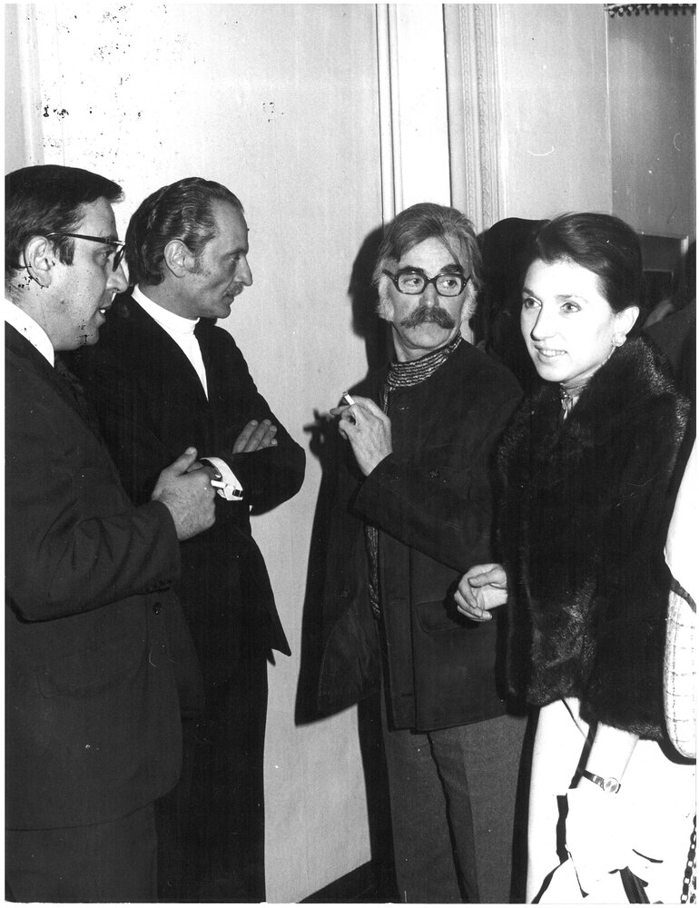 1984, 7 febbraio – 18 marzo
GIUSEPPE CAPOGROSSI
Mostra antologica di dipinti e tempere dal 1940-1970. Immagine. Adriano Parisot
Stampa b/n; cm 24x18,5