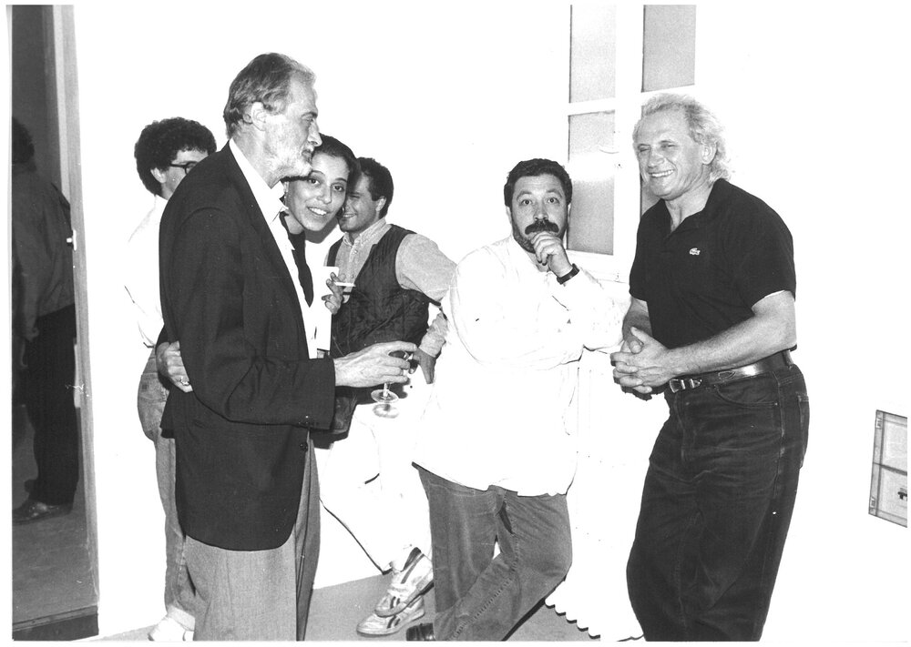 1989, 6 giugno
Mostra di ELISEO MATTIACCI alla Galleria Martano.
Ripresa fotografica in galleria. 
in foto, Piero Ruggeri, Luigi Mainolfi e Eliseo Mattiacci.
Stampa b/n. Dimensioni cm 12,5x18