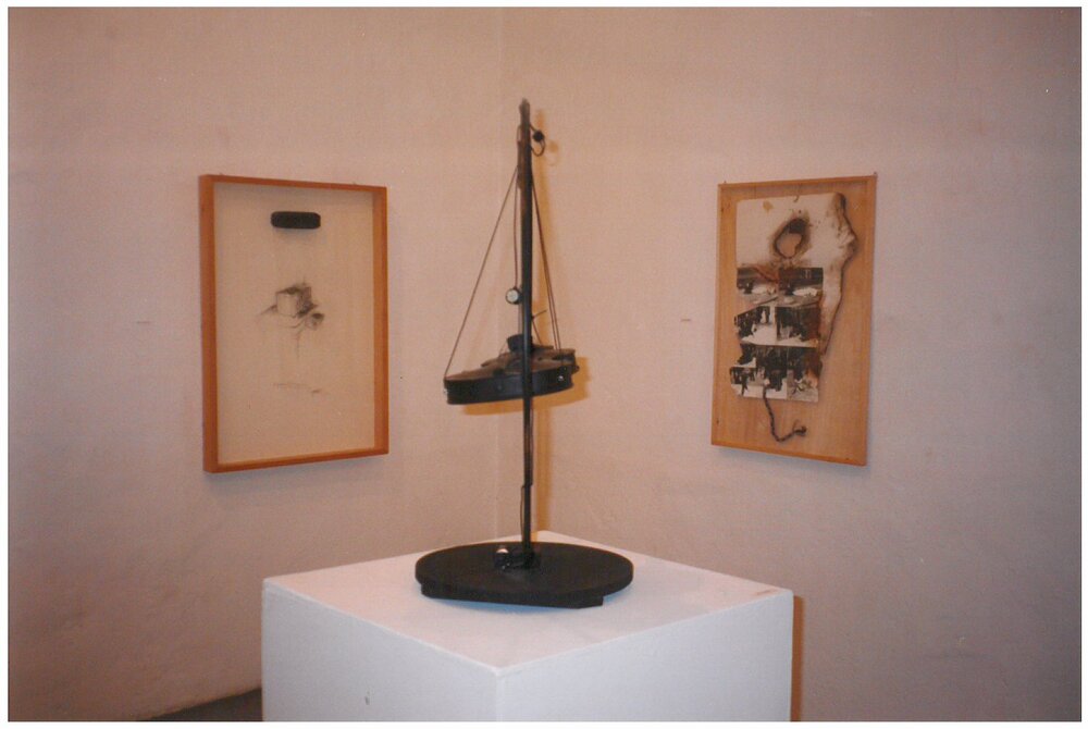 1998, 26 September – 15 NovemberIndeterminacy and interdisciplinarity in FLUXUSA by Enrico Pedrini. Works exhibited during the exhibition.Color printing. Dimensions cm 10x15.