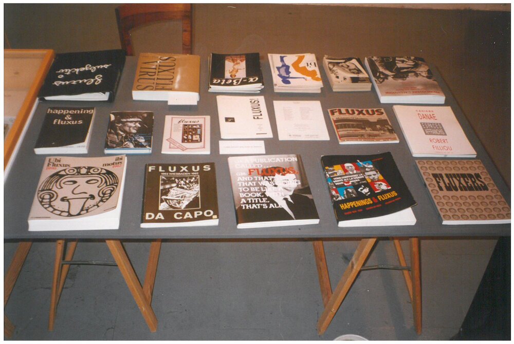 1998, 26 September – 15 NovemberIndeterminacy and interdisciplinarity in FLUXUSA by Enrico Pedrini. Volumes exhibited during the exhibition.Color printing. Dimensions cm 10x15.