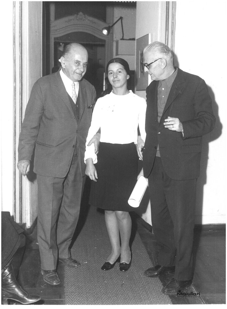 Prampolini 1967. Inaugurazione della mostra: Liliana Dematteis con Albino Galvano e Nicolaj Diulgherof.
