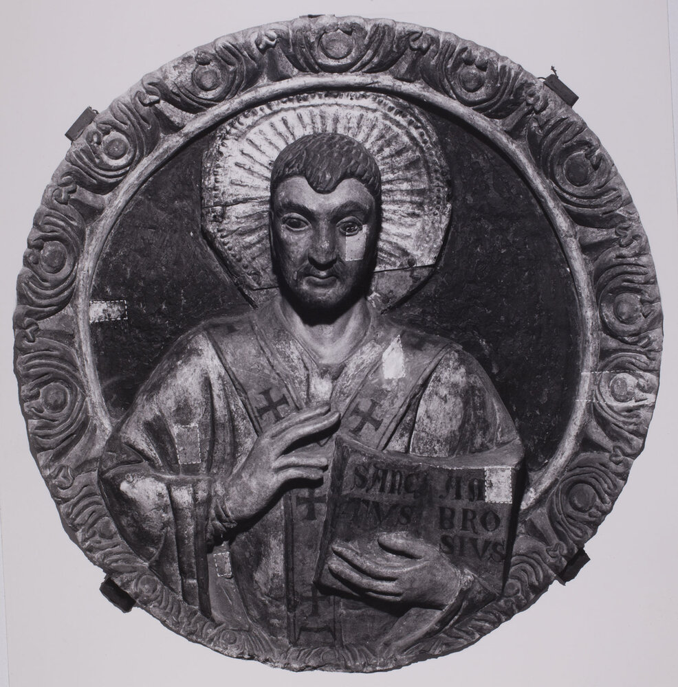 Milano, Basilica di Sant’Ambrogio, Clipeo di S. Ambrogio, Stucco