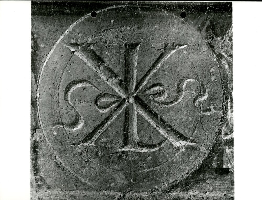 Eraclito e Democrito, part. dello stemma - Eraclito e Democrito, part. restauro ultimato  - APBB_CTRS_83_2_P_081.tif