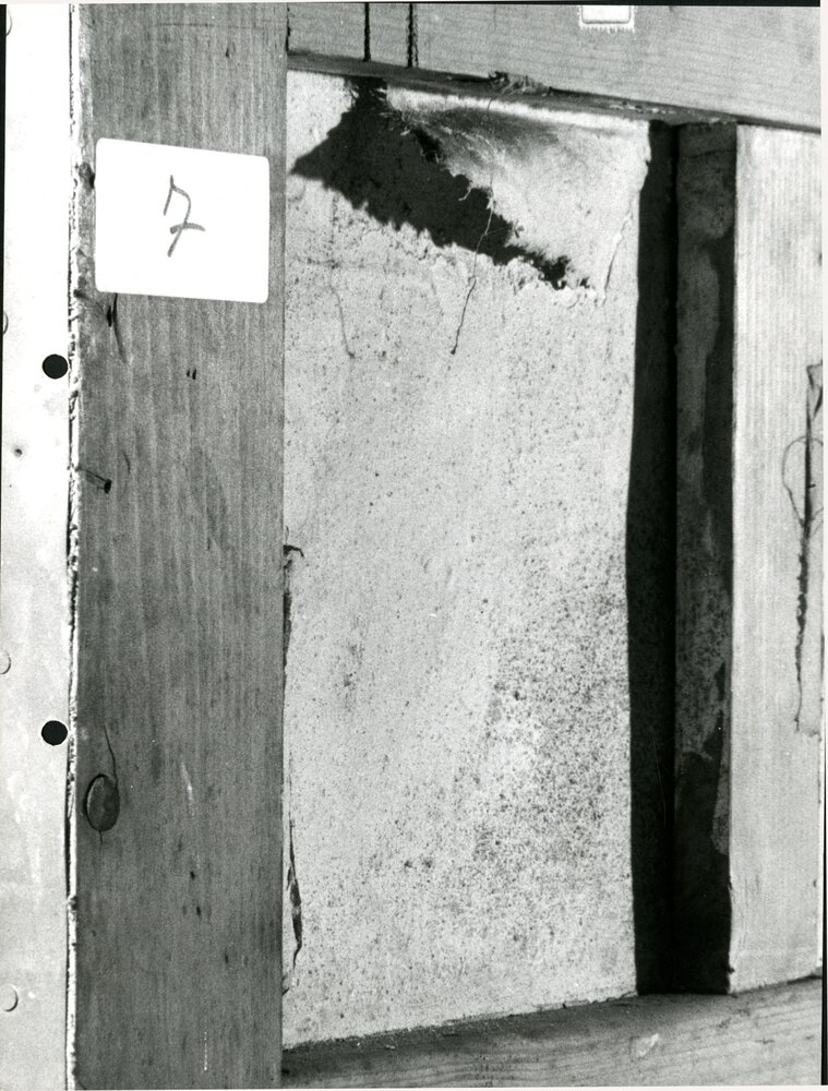 Retro di dipinto staccato, particolare dell'Uomo dall'alabarda - Uomo dall'alabarda, Retro, prima del restauro - APBB_CTRS_83_2_P_002.tif